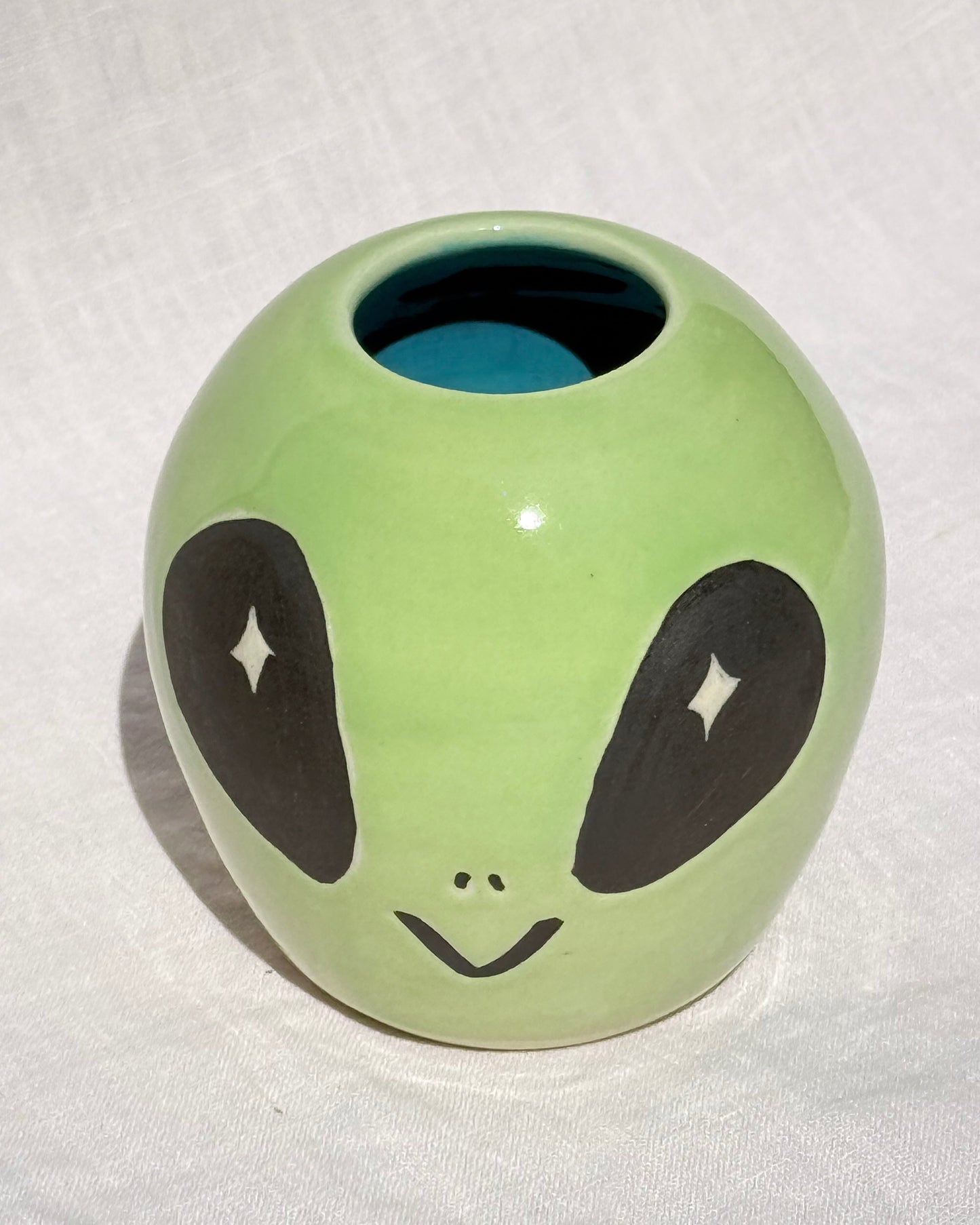 Bud Vase Alien
